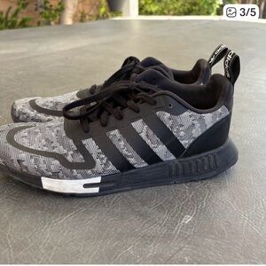 Adidas Black and White Men's Sneakers